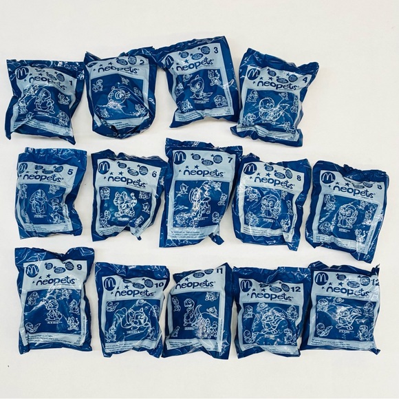 2005 McDonald’s Neopets Happy Meal Set of 12 + 2 - Picture 1 of 13